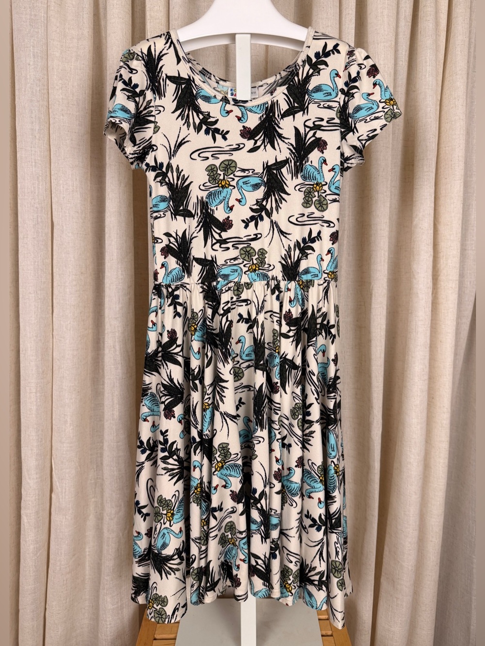DOT DOT SMILE Precious *Swans* Print Fit & Flare Twirl Dress 8-10 Years